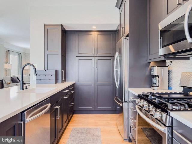 1023 GAITHER RD, Rockville, MD 20850