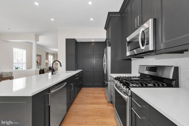 1023 GAITHER RD, Rockville, MD 20850