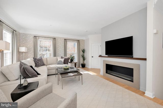 1023 GAITHER RD, Rockville, MD 20850