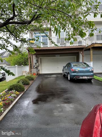 1023 GAITHER RD, Rockville, MD 20850