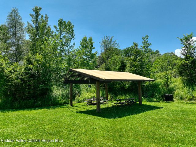 75 Eastern Parkway, Germantown, NY 12526