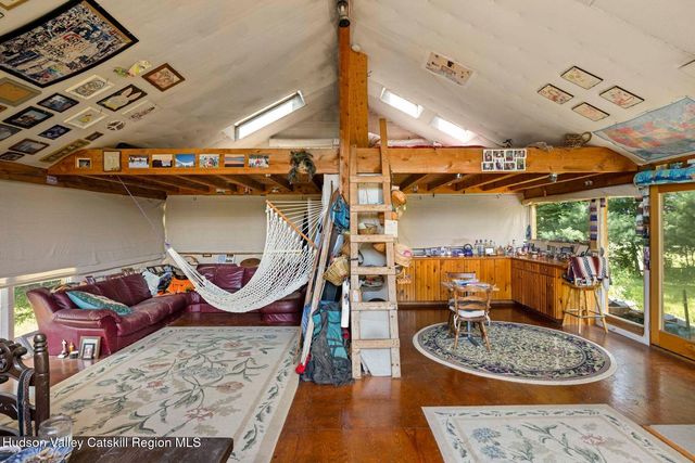 75 Eastern Parkway, Germantown, NY 12526