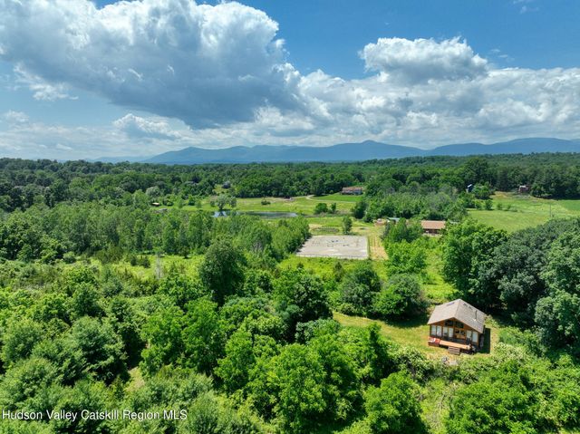 75 Eastern Parkway, Germantown, NY 12526