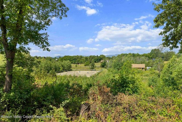75 Eastern Parkway, Germantown, NY 12526