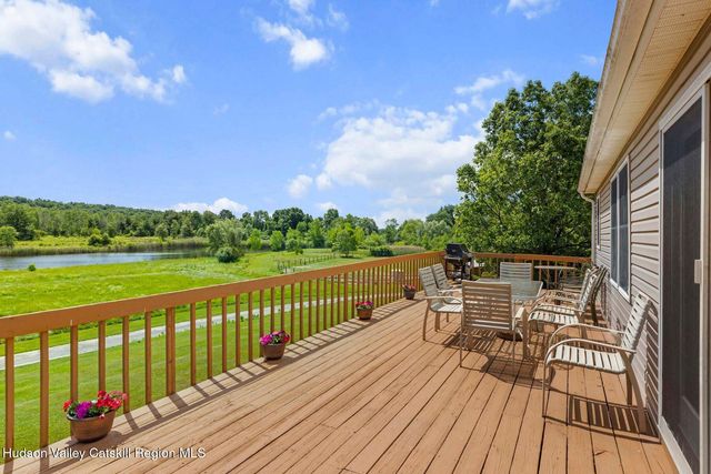 75 Eastern Parkway, Germantown, NY 12526