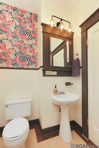 262 Lovers Ln, Baton Rouge, LA 70806