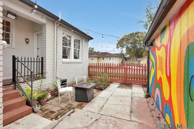 262 Lovers Ln, Baton Rouge, LA 70806