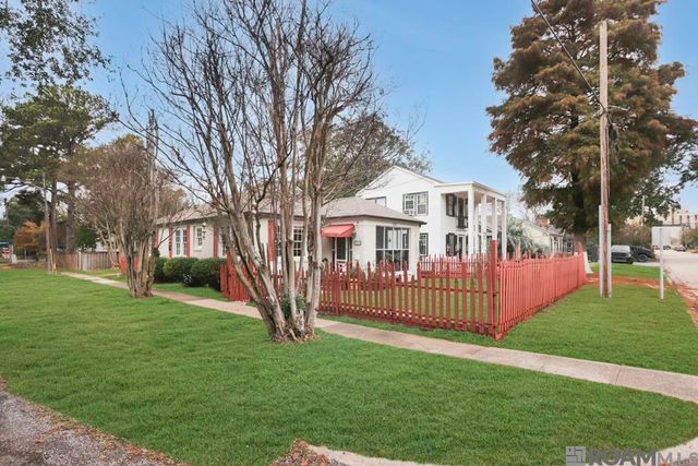 262 Lovers Ln, Baton Rouge, LA 70806