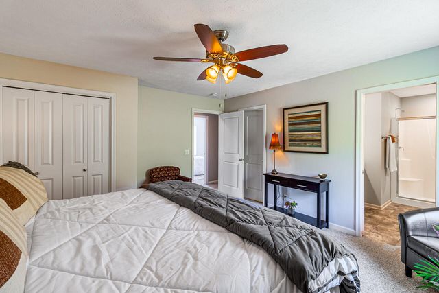 412 SABRINA Circle, Council Bluffs, IA 51503
