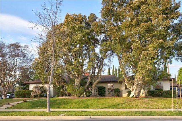 2895 Woodlawn, San Marino, CA 91108