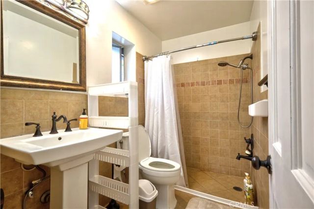 2895 Woodlawn, San Marino, CA 91108