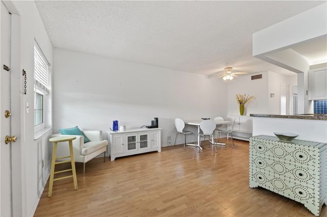 68 Royal Oak Court 204, Vero Beach, FL 32962