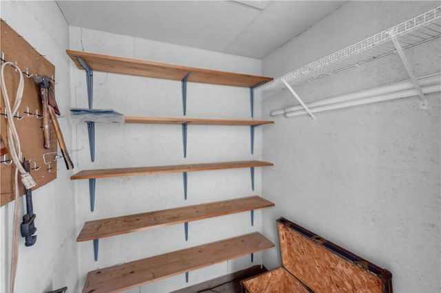 68 Royal Oak Court 204, Vero Beach, FL 32962