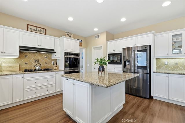 18 Ledgewood, Rancho Santa Margarita, CA 92688
