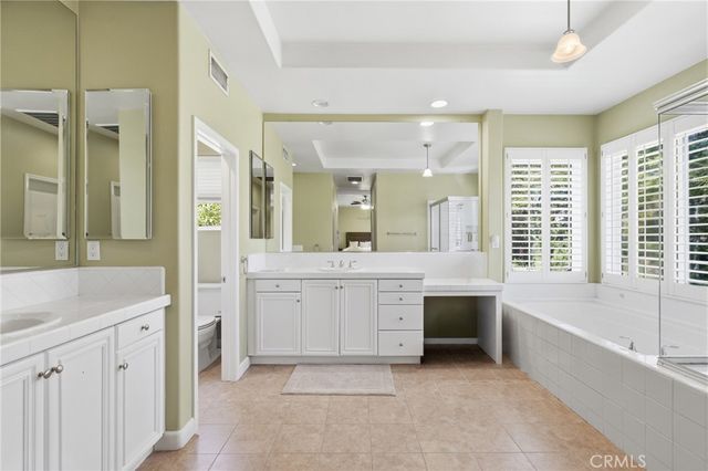 18 Ledgewood, Rancho Santa Margarita, CA 92688