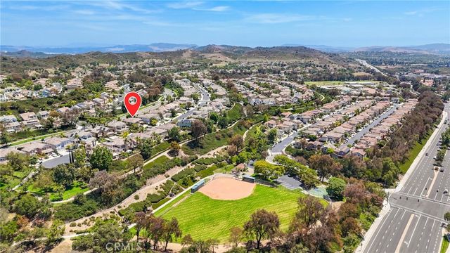 18 Ledgewood, Rancho Santa Margarita, CA 92688