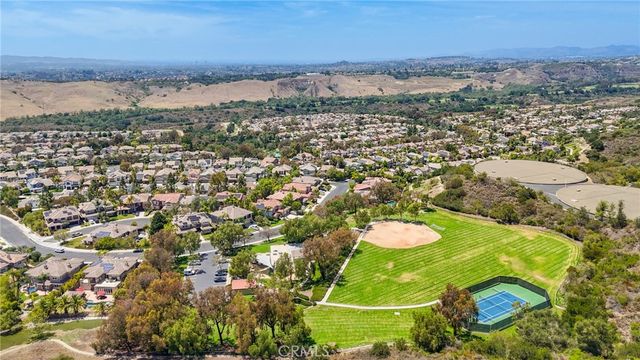 18 Ledgewood, Rancho Santa Margarita, CA 92688