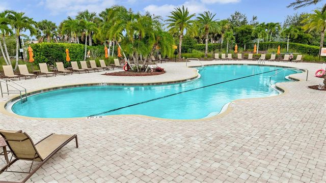 5880 SEMOLINO STREET, Nokomis, FL 34275