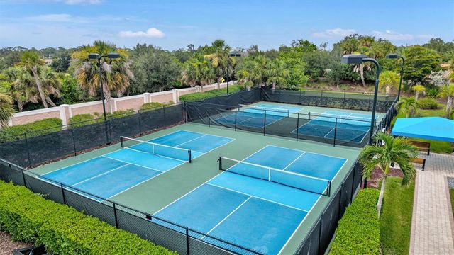 5880 SEMOLINO STREET, Nokomis, FL 34275