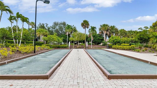 5880 SEMOLINO STREET, Nokomis, FL 34275