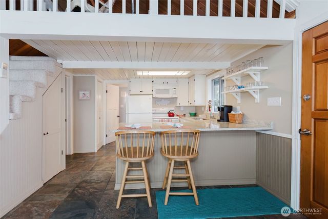 10271 NE North Shore Road, Belfair, WA 98258