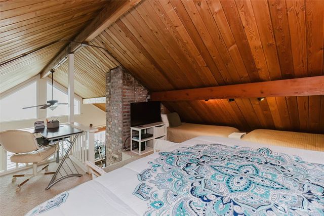 10271 NE North Shore Road, Belfair, WA 98258