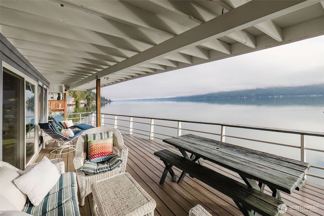 10271 NE North Shore Road, Belfair, WA 98258