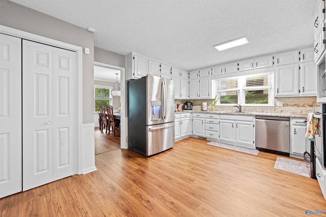 104 Oddo Lane SE, Huntsville, AL 35802