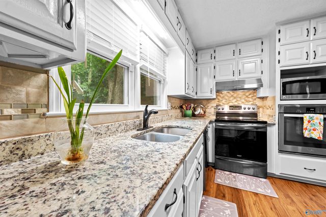 104 Oddo Lane SE, Huntsville, AL 35802