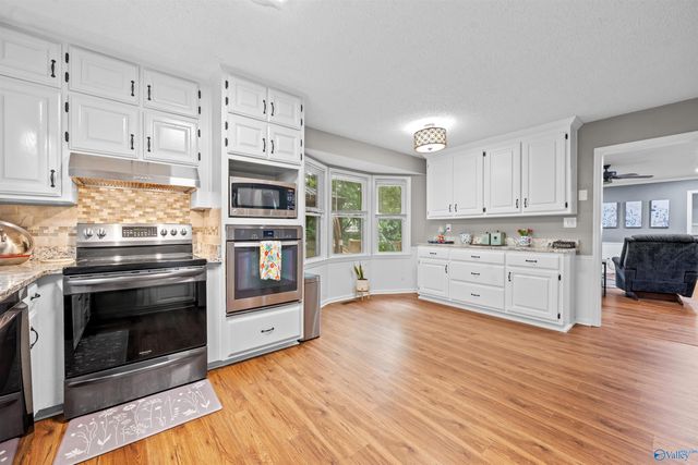 104 Oddo Lane SE, Huntsville, AL 35802