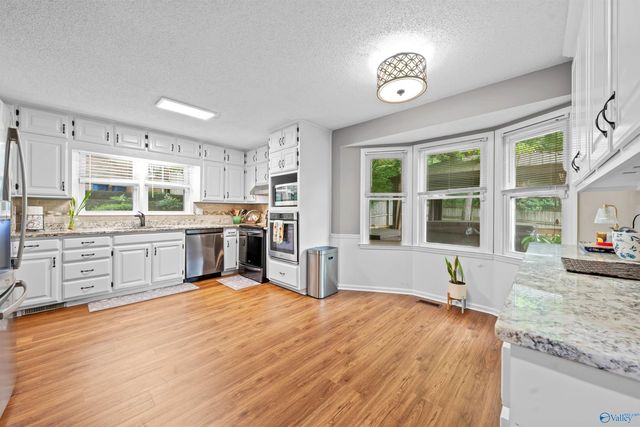 104 Oddo Lane SE, Huntsville, AL 35802