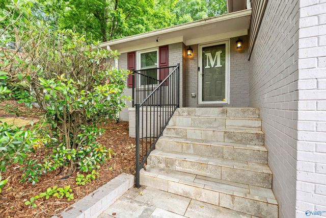 104 Oddo Lane SE, Huntsville, AL 35802