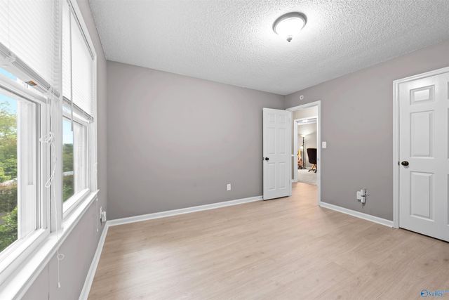 104 Oddo Lane SE, Huntsville, AL 35802