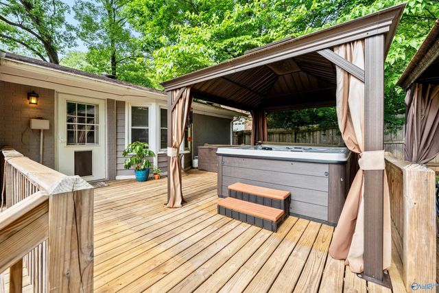 104 Oddo Lane SE, Huntsville, AL 35802