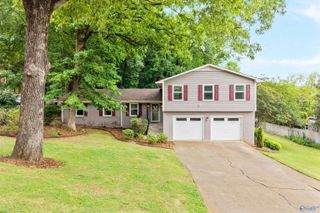 104 Oddo Lane SE, Huntsville, AL 35802