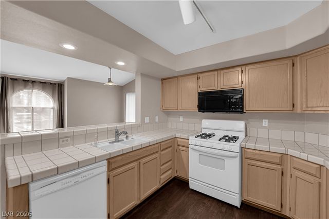 7950 West Flamingo Road 2019, Las Vegas, NV 89147