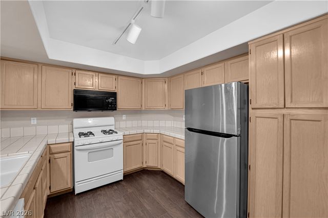 7950 West Flamingo Road 2019, Las Vegas, NV 89147