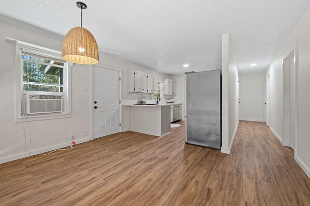 12 County Road 3891 S, Cleveland, TX 77328