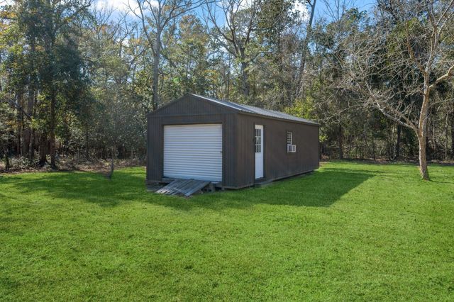 12 County Road 3891 S, Cleveland, TX 77328