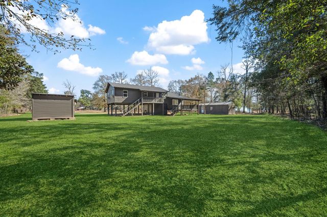 12 County Road 3891 S, Cleveland, TX 77328