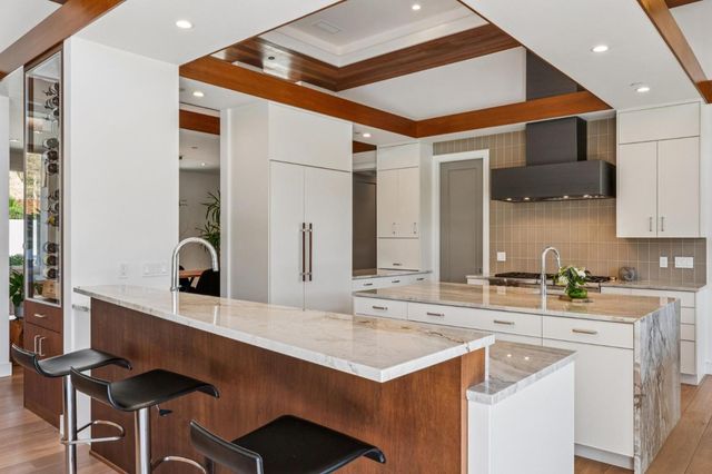 7536 Canada Vista Way, Monterey, CA 93940