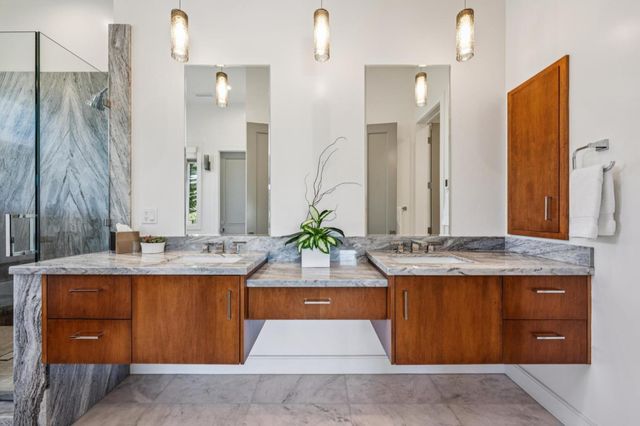 7536 Canada Vista Way, Monterey, CA 93940