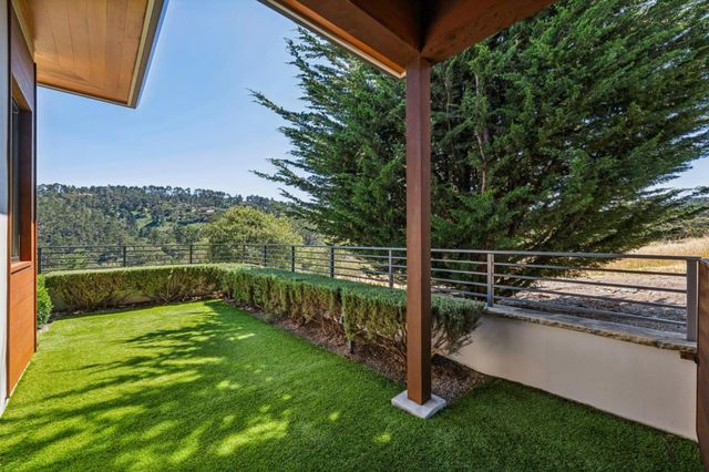 7536 Canada Vista Way, Monterey, CA 93940