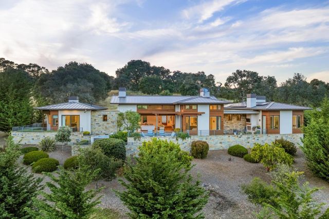7536 Canada Vista Way, Monterey, CA 93940