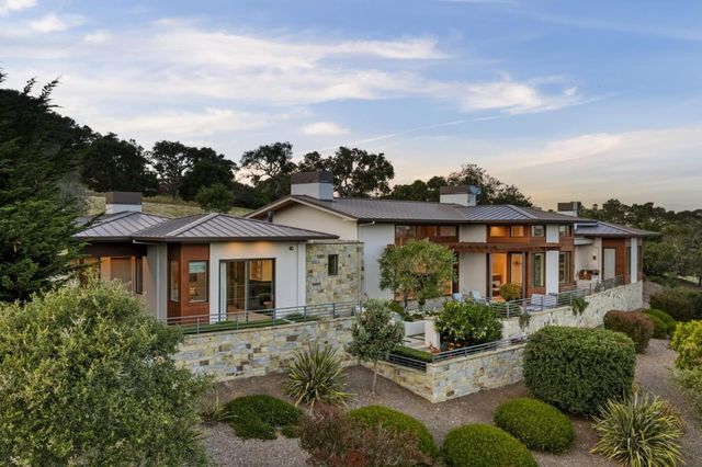 7536 Canada Vista Way, Monterey, CA 93940