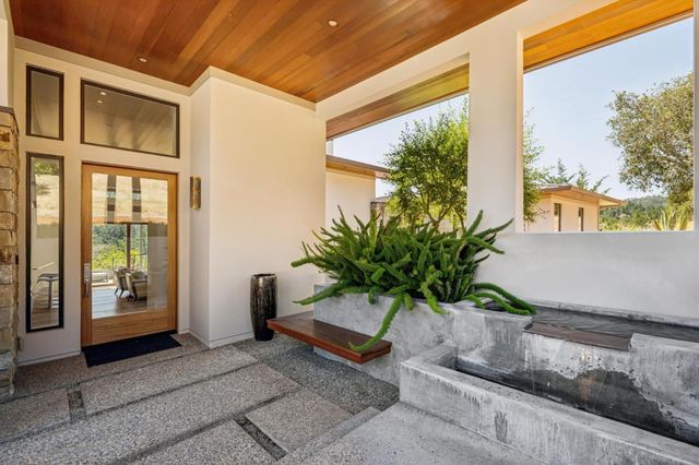 7536 Canada Vista Way, Monterey, CA 93940