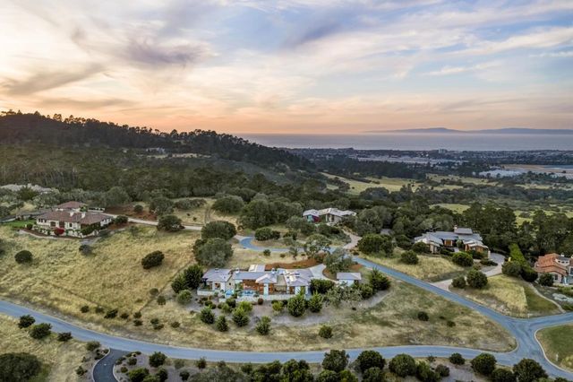 7536 Canada Vista Way, Monterey, CA 93940