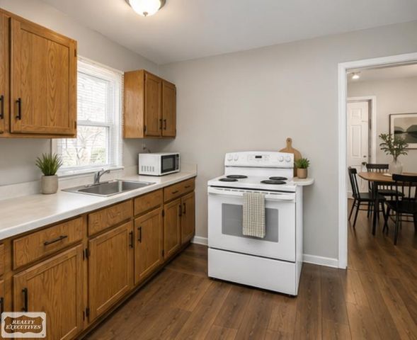 11011 Dodge Avenue, Warren, MI 48089