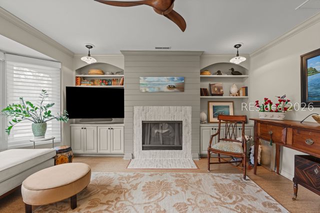 3 Fairway Winds Pl, Hilton Head Island, SC 29928