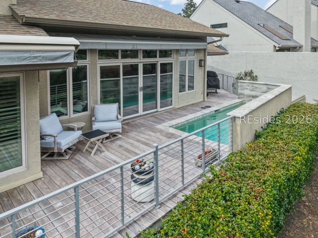 3 Fairway Winds Pl, Hilton Head Island, SC 29928